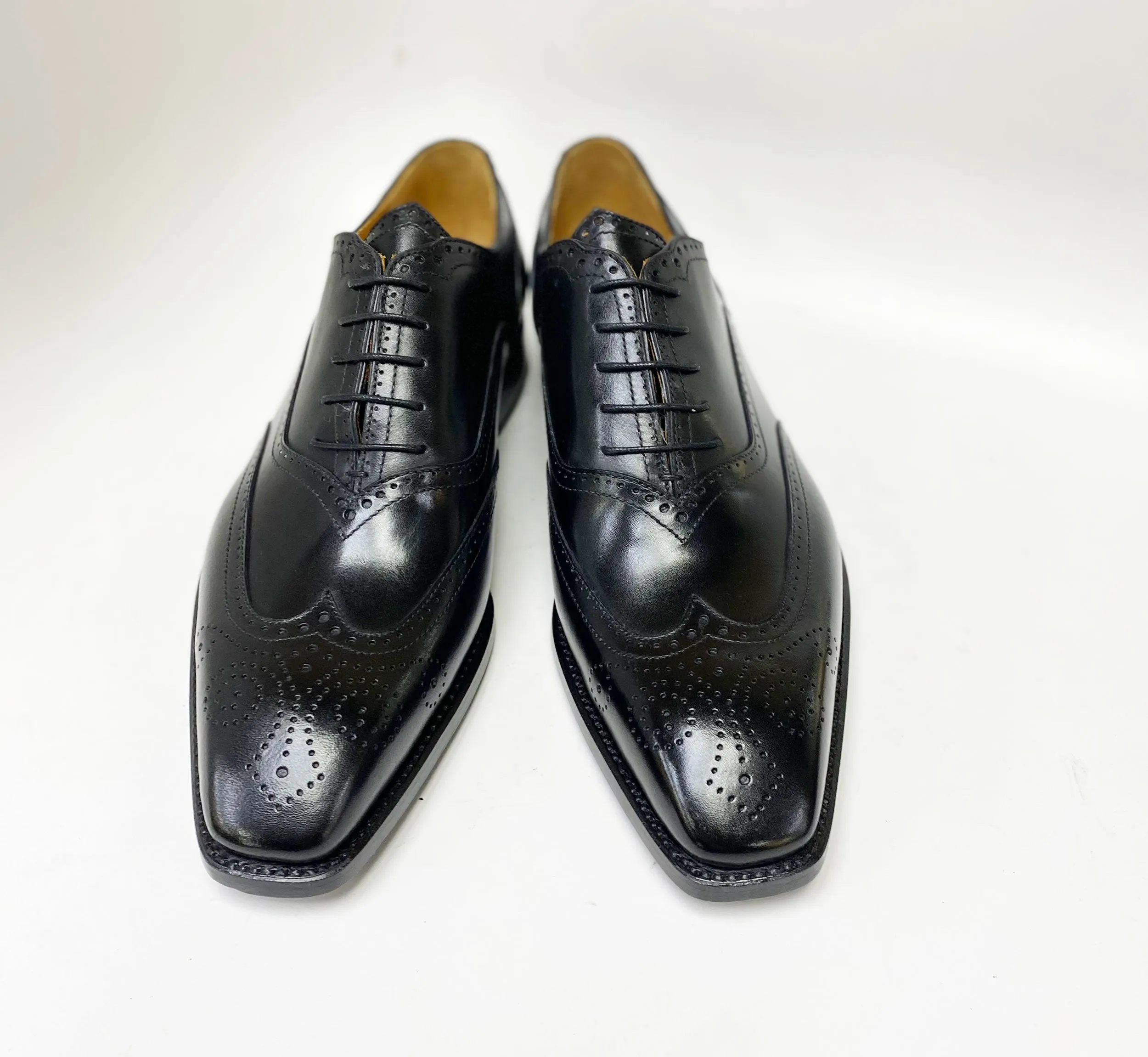 Calfskin "Luke" Wingtip Oxford Black