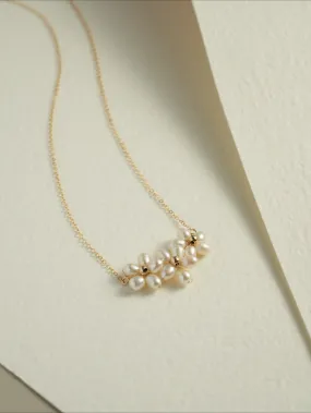 Falling Petals Series Narcissus Pearl Necklace