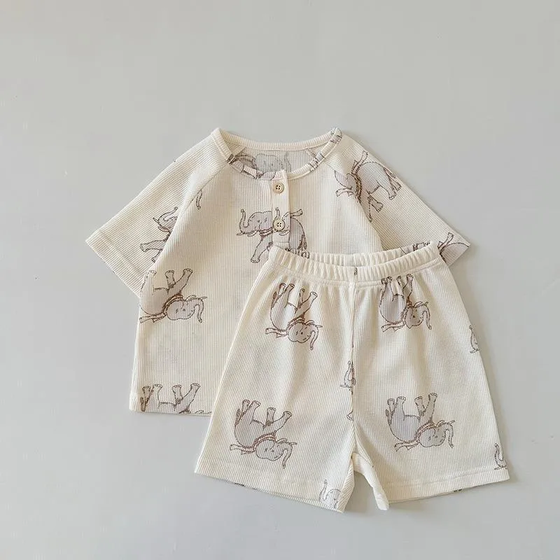 Fauna Prints T-Shirt and Shorts Set