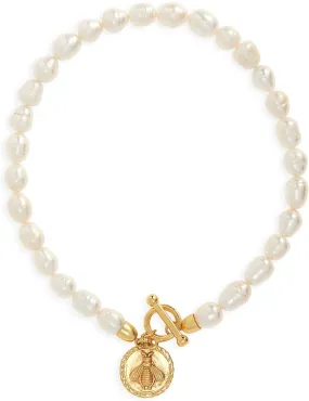 Fresh water pearl necklace with bee pendant